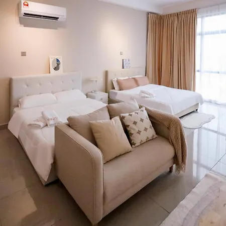 Mount Austin Palazio # Lake View Super Nice View Johor Bahru Exterior photo