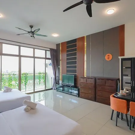 Mount Austin Palazio # Lake View Super Nice View Johor Bahru Exterior photo